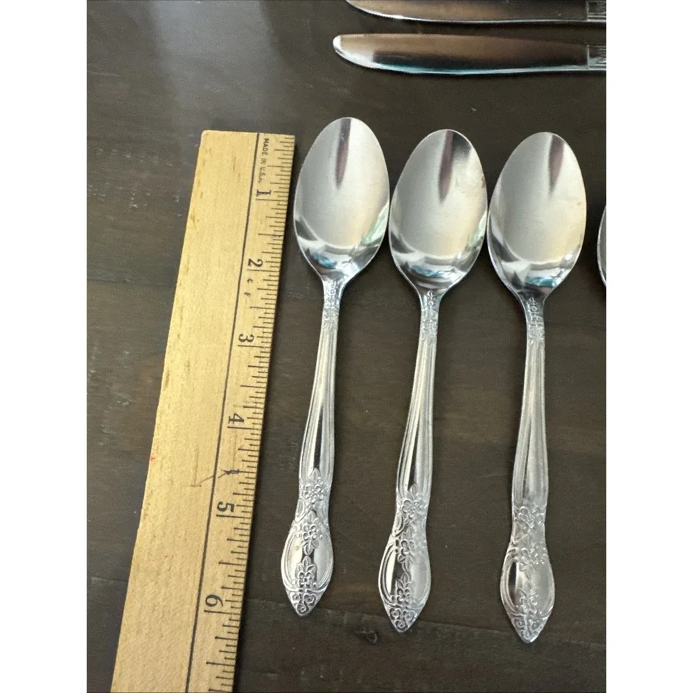 VTG Stanley Roberts, Verona 13 PCS Stainless Flatware 5 knives 4 spoons 3 Forks